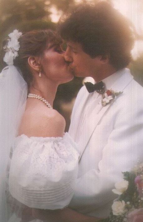 Susan Fallender and Charles Shaughnessy on their wedding day